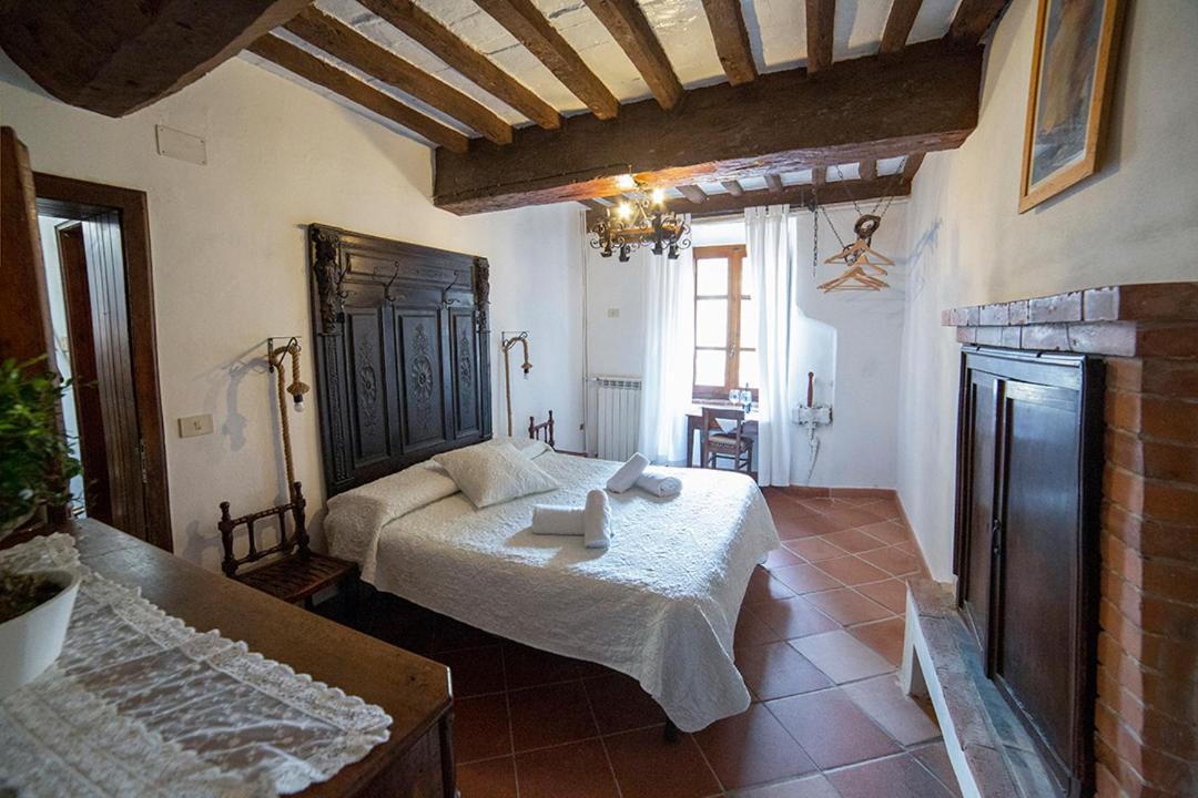 Dulcis in Borgo Bed and Breakfast Santa Lucia  Eksteriør billede